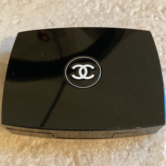 Chanel Ombre Essentielle Soft Touch Eye Shadow 92 Rose De Mai Very Rare - Picture 3 of 4